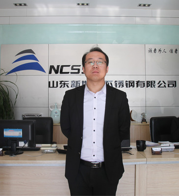 李坤 市场部经理 
手机  13906436162（微信同号）  
QQ  2727649089          
我最大的爱好就是帮客户省钱